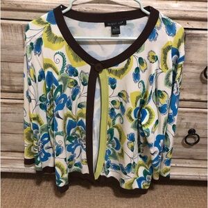 august silk Lime, Brown, White, & Blue Floral Print Lightweight Sweater- Size XL